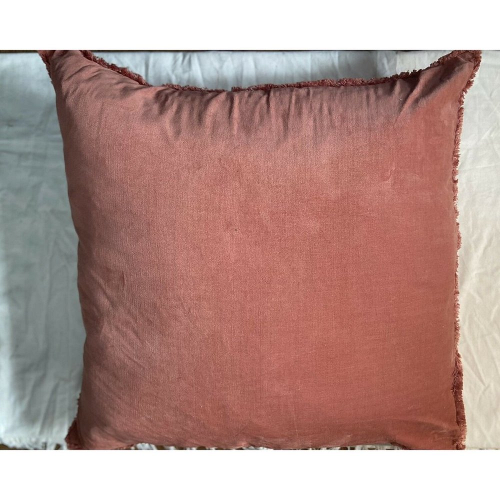 26”x26” Jaipur Living Solid Throw Pillow Brick Dust Polyester Fill-070